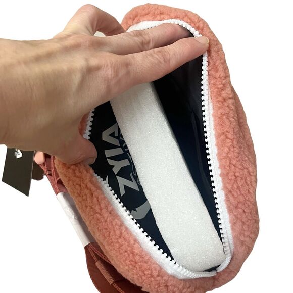 Zyia Warm Rose Cozette Crossbody Bag Sherpa Fleece Pink Belt Bag - Picture 5 of 8